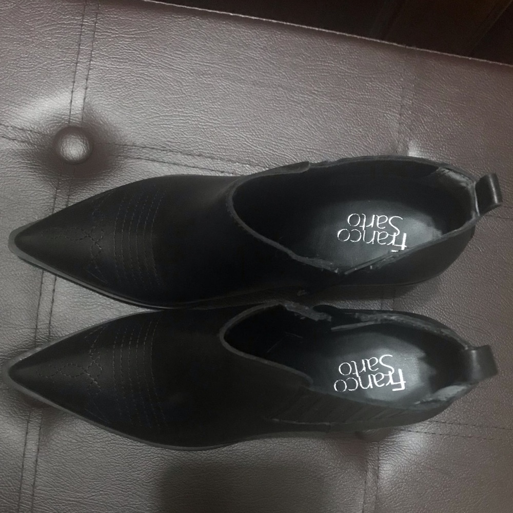Franco Sarto black beautiful boots, size 8!